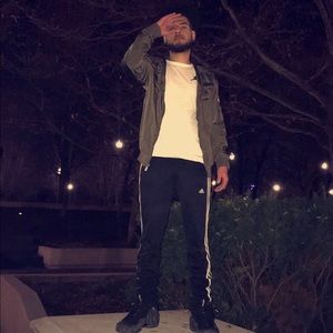 Meet your Posher, Chris